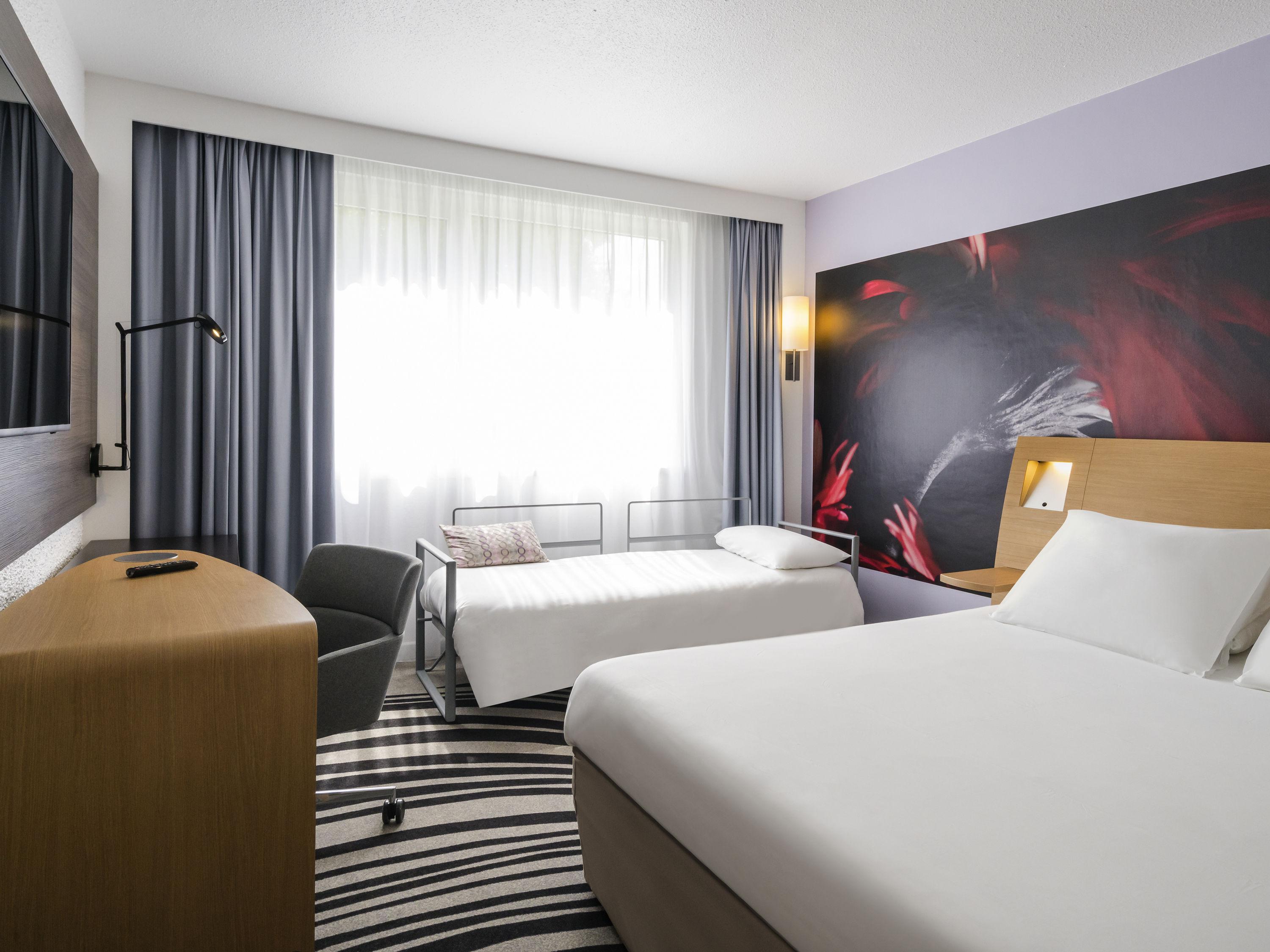 Novotel Saclay Exterior photo